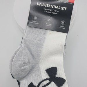 Under Armour Boys' Essential Quarter Socks - 6 Pack